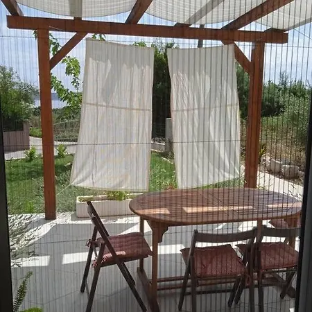 Nyaraló Kuca Za Odmor Lara Kaštela