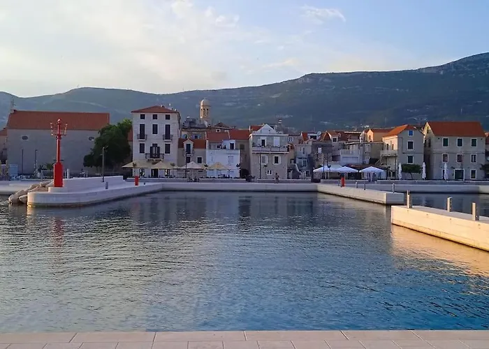 Kuca Za Odmor Lara Hébergement de vacances