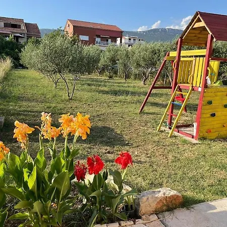 Kuca Za Odmor Lara