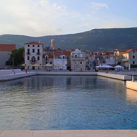 Kuca Za Odmor Lara Holiday home