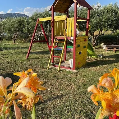 Kuca Za Odmor Lara Holiday home *