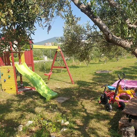 Kuca Za Odmor Lara Holiday home