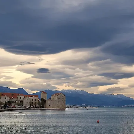 Dom wakacyjny Kuca Za Odmor Lara Kaštela